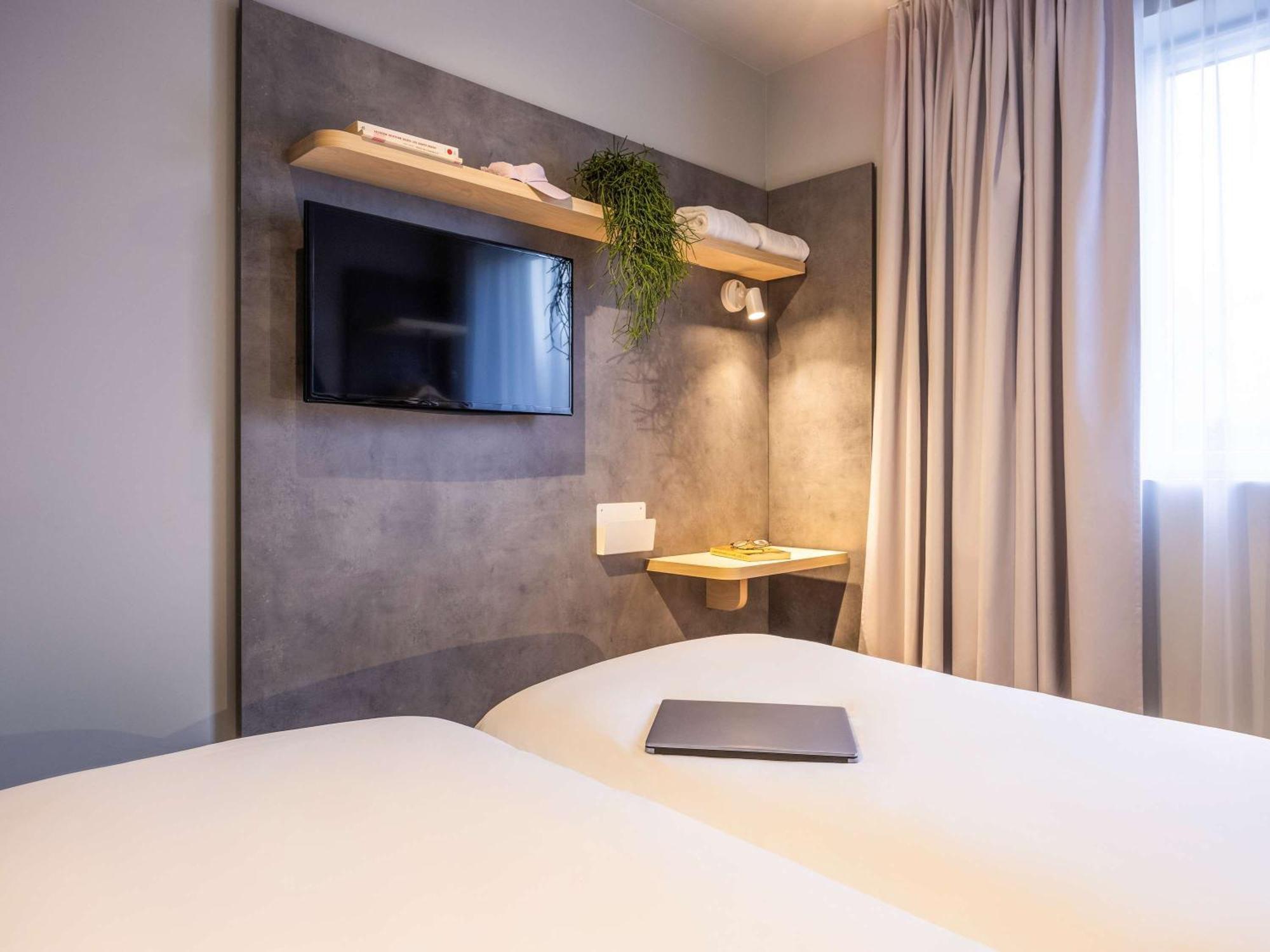 Ibis Budget Arlon Porte Du Luxembourg ภายนอก รูปภาพ